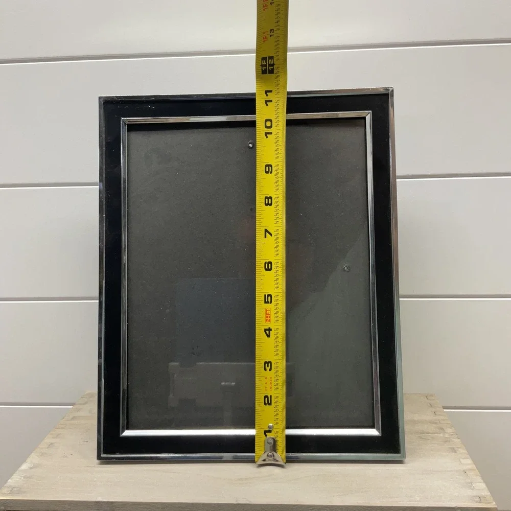 Harbortown Industries Black and Silver Modern 8x10 Picture Frame Wall Tabletop